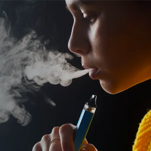 Teenager vaping